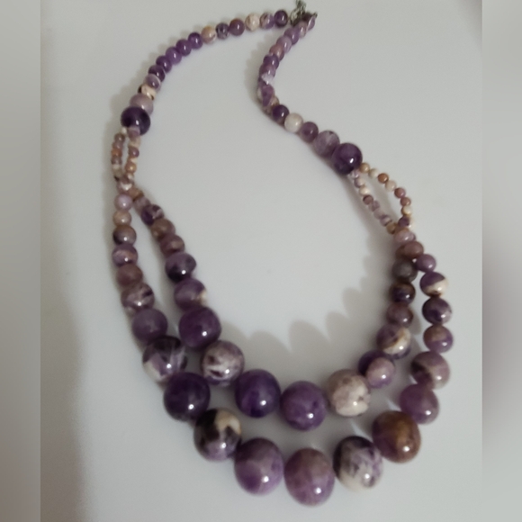 Amethyst graduated beaded necklace ARTISAN beautiful silver tone clasp 22.5" vtg - Picture 2 of 16